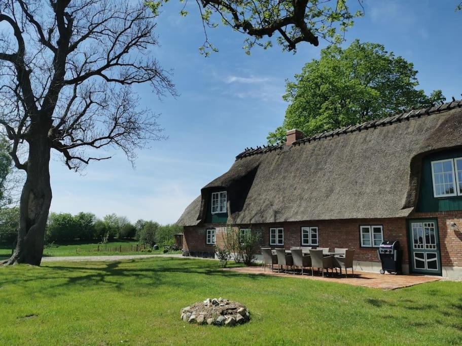 Апартаменты Hof Osterfeld Mittelangeln Экстерьер фото